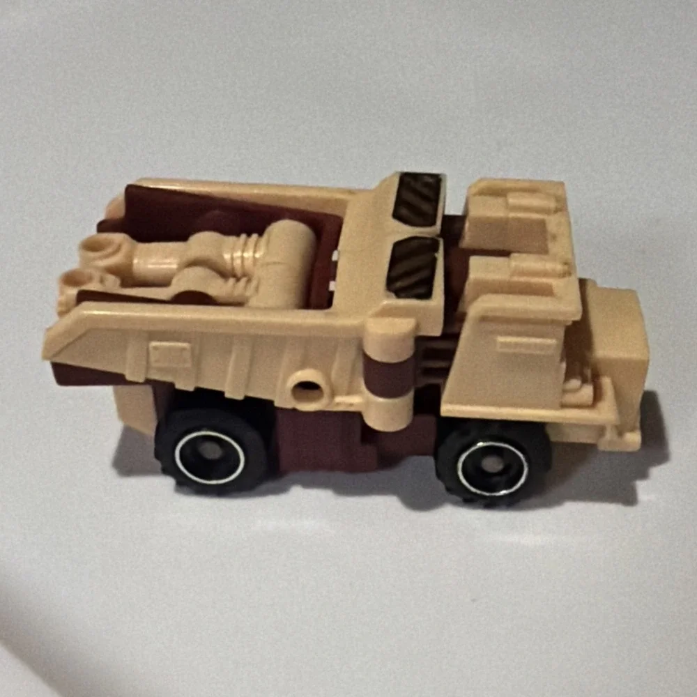 Transformers G1 LANDFILL targetmaster Hasbro